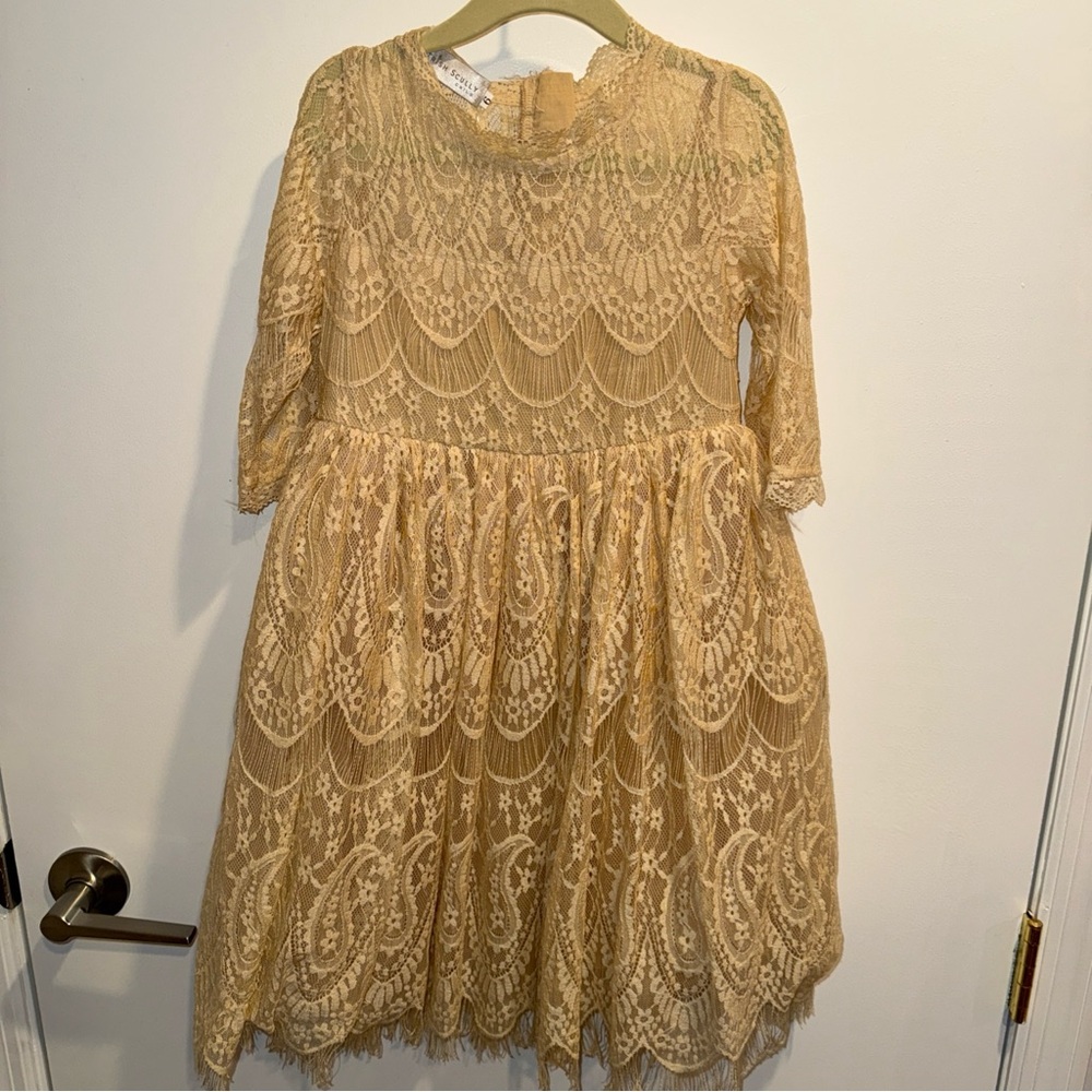 Trish scully Elegant Lace Kids Dress in Cream size 6
